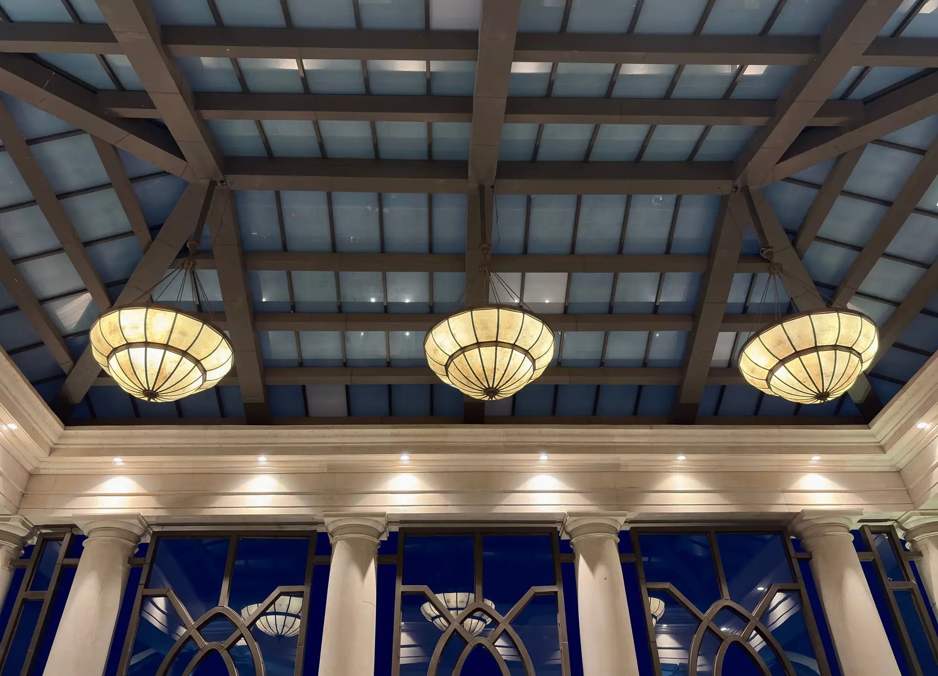 Moderne Lichtinstallationen